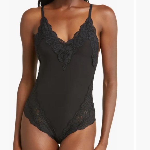 NWT Back Off Bodysuit In Noir - Picture 1 of 5